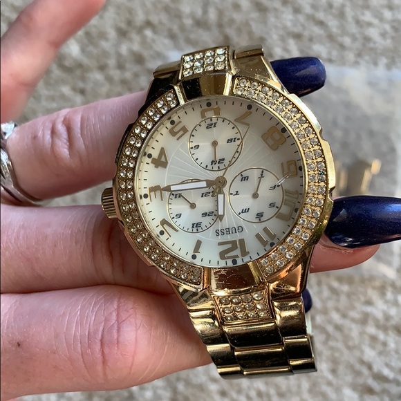 Guess Watch - Picture 3 of 4